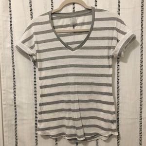 Mountain Hardwear Gray and White stripe ribbed tee